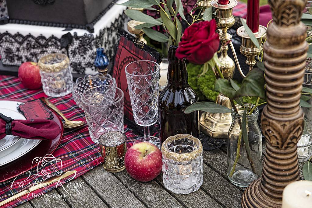 Gothic wedding table styling