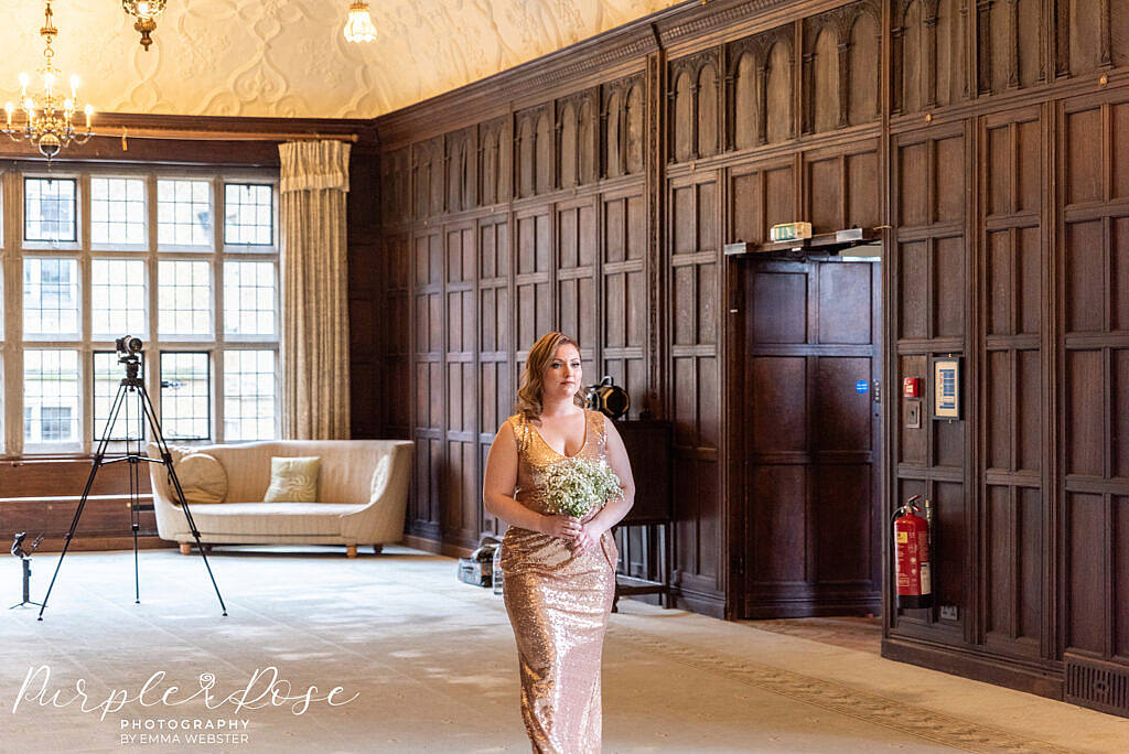 Bridesmaid arriving at the ceremony