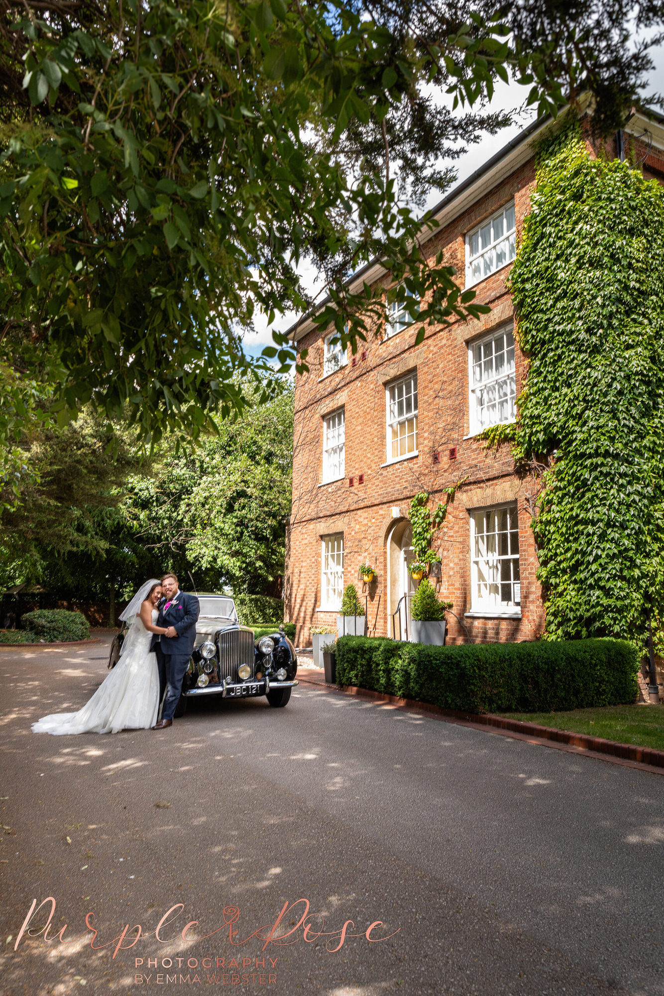 Wedding at The Holiday Inn Newport Pagnell