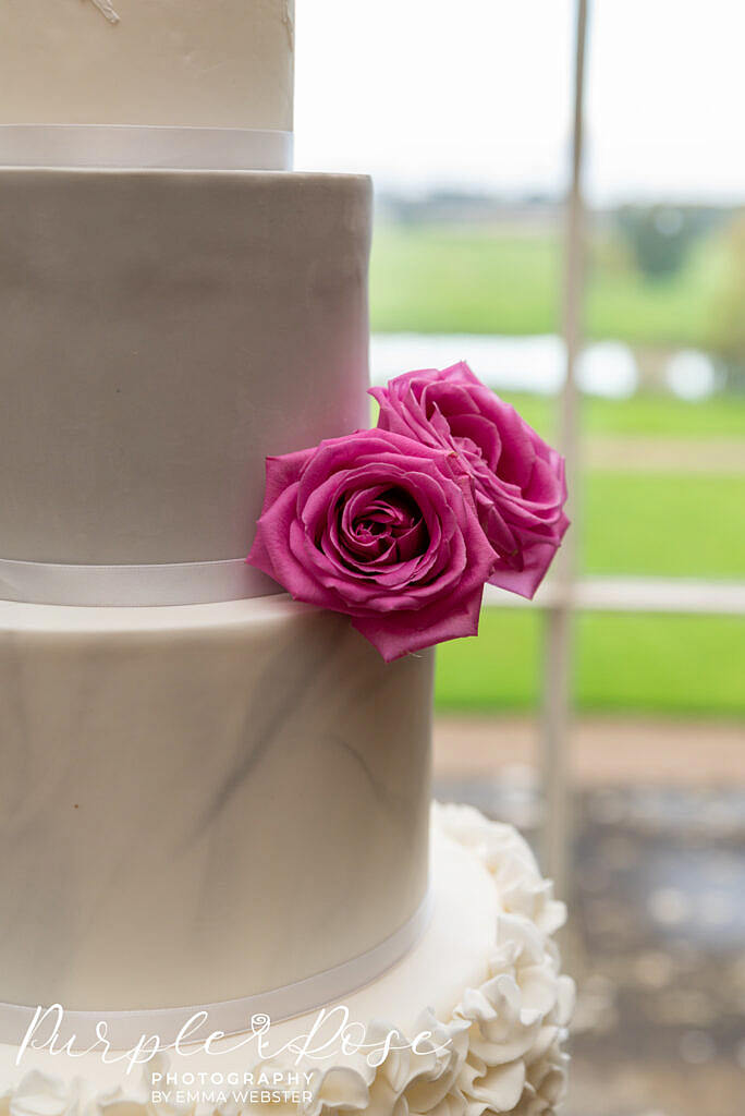 Rose details on a wedding cake