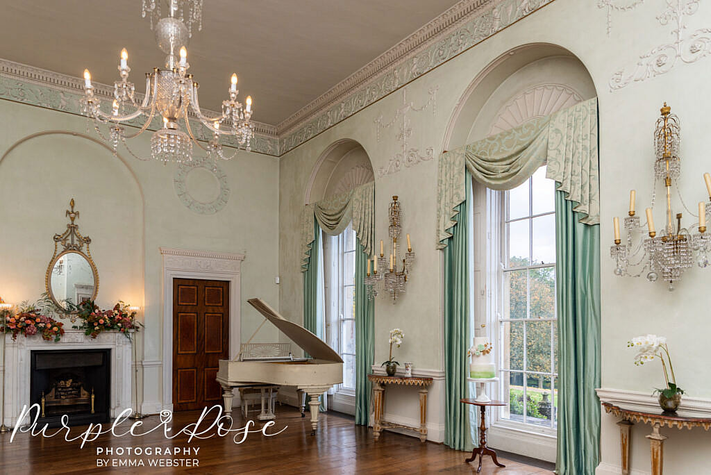 Pretty Room in Kelmarsh Hall Northampton