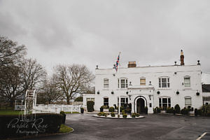 Woughton House winter wedding