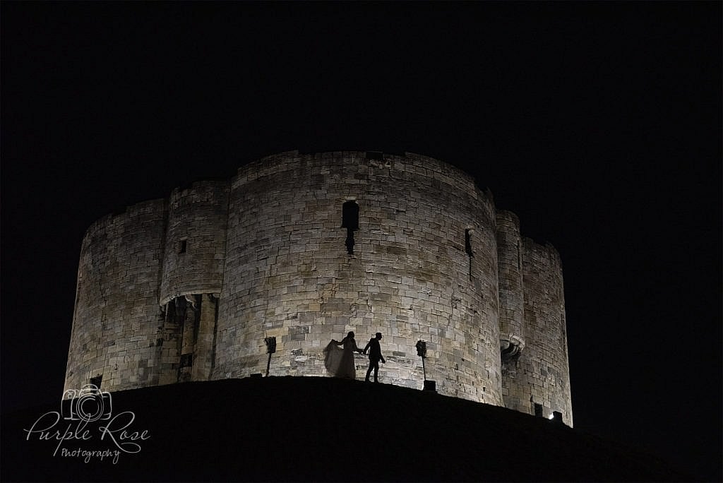 Nigh time wedding photo