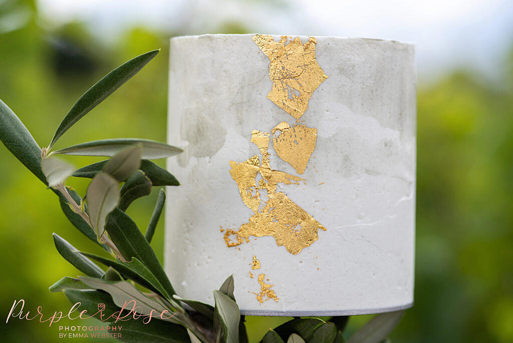 Gold leaf detail on a wedding cake